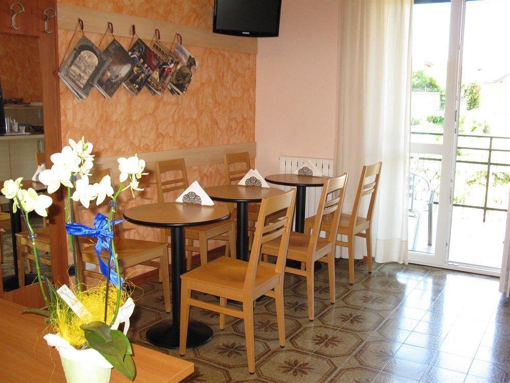 La Collina Hotel 2*