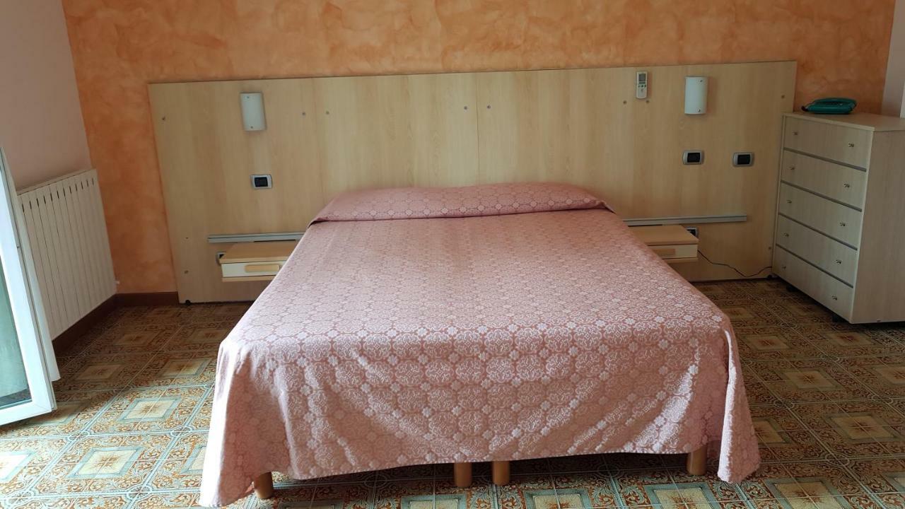 La Collina 2* Casnate Con Bernate